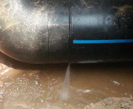 凤山楼顶渗水维修公司为大家分享下凤山卫生间漏水维修修补技术!